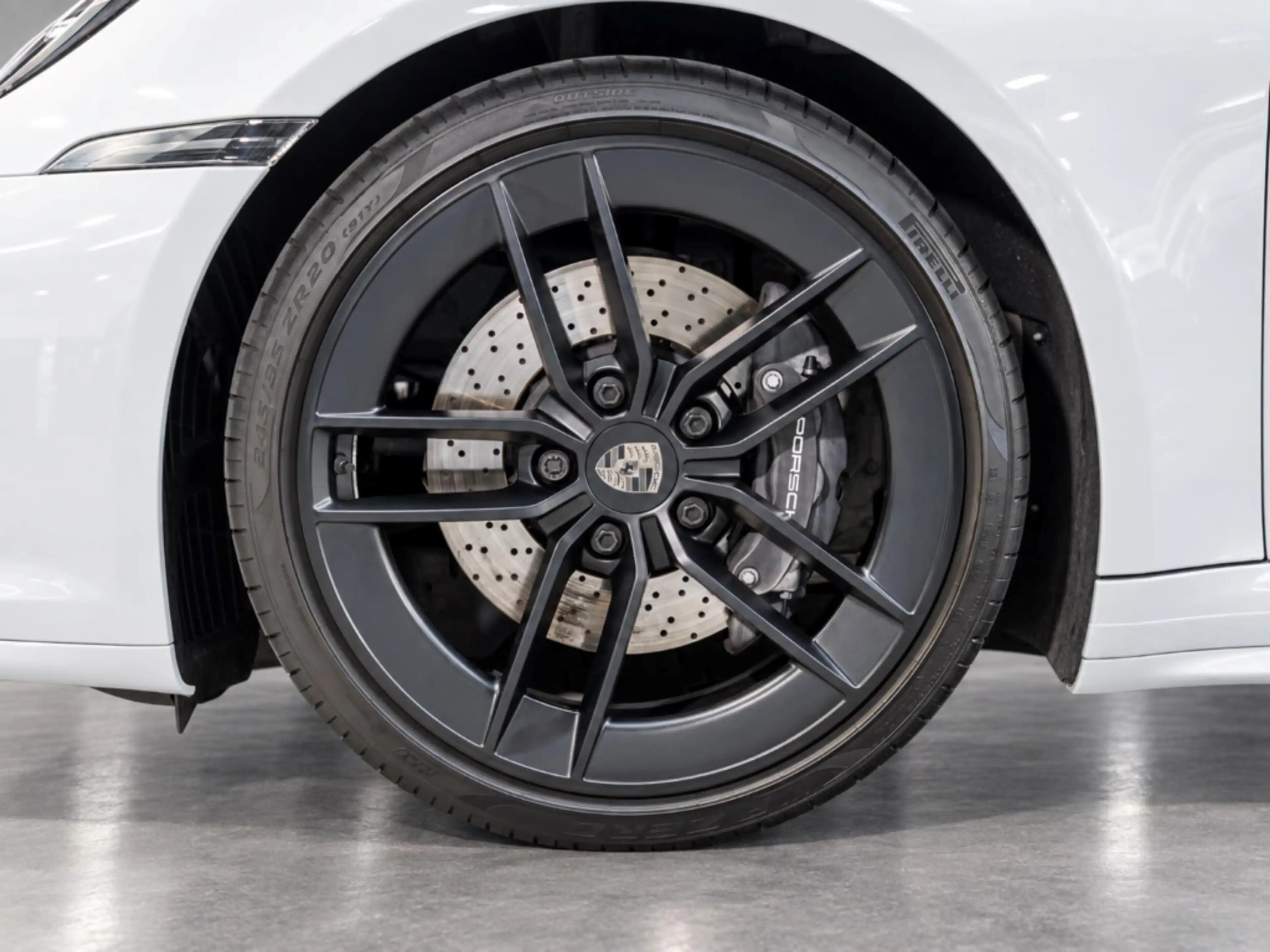 Porsche 992 -2 (911) Carrera T Cabriolet — photo 6