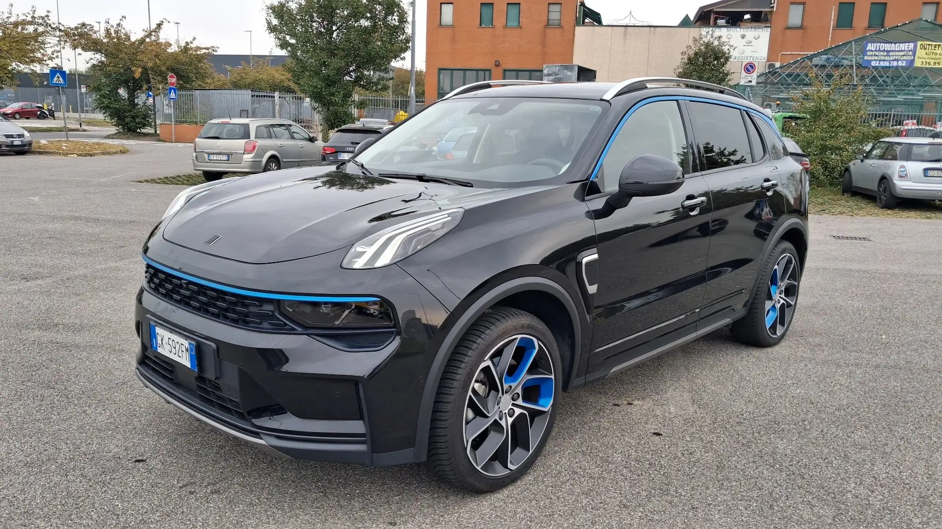 Lynk & Co 01 01 1.5 td phev auto Noir - 1
