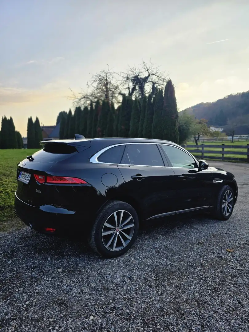 Jaguar F-Pace 30d AWD Prestige Aut. - 2