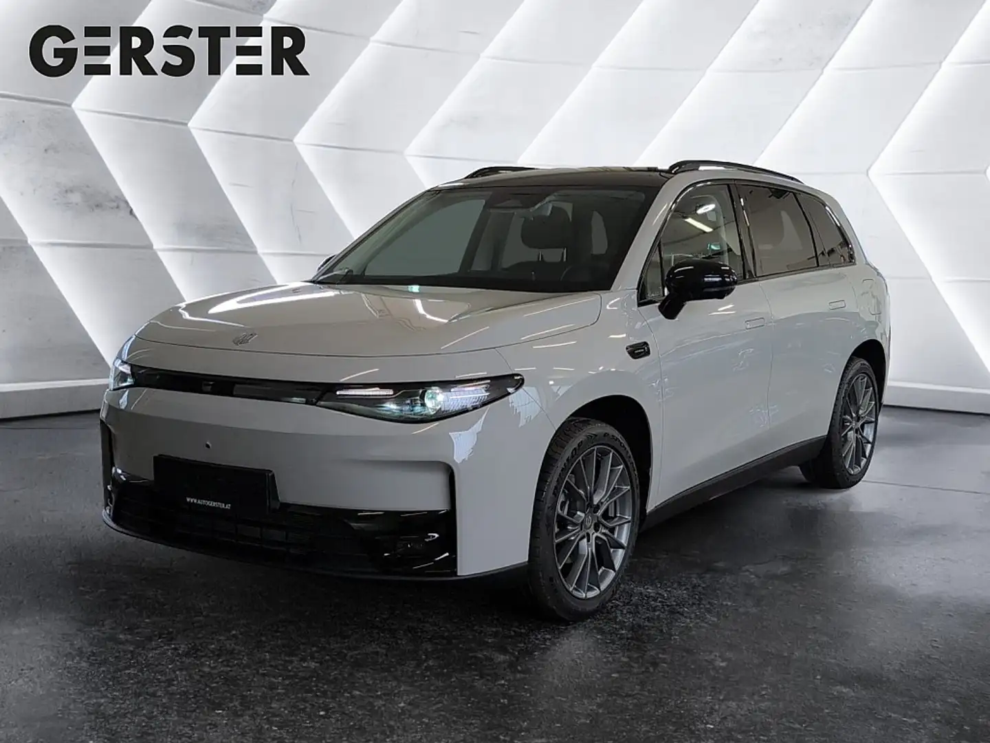 Leapmotor C10 REEV 28,4kWh Design Grau - 1