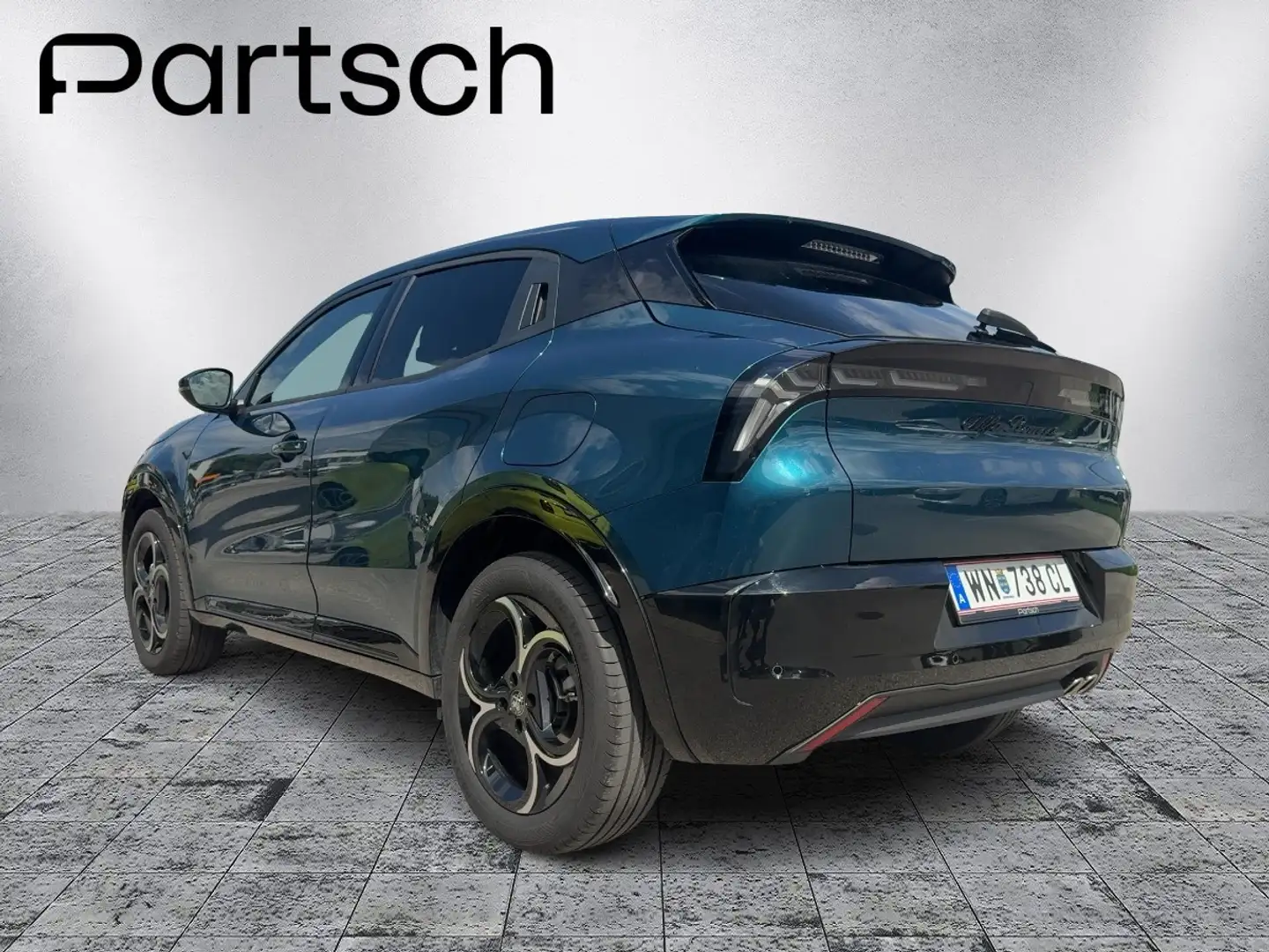 Alfa Romeo Junior Ibrida Core 1.2 e-DCT6 Mild-Hybrid - 2