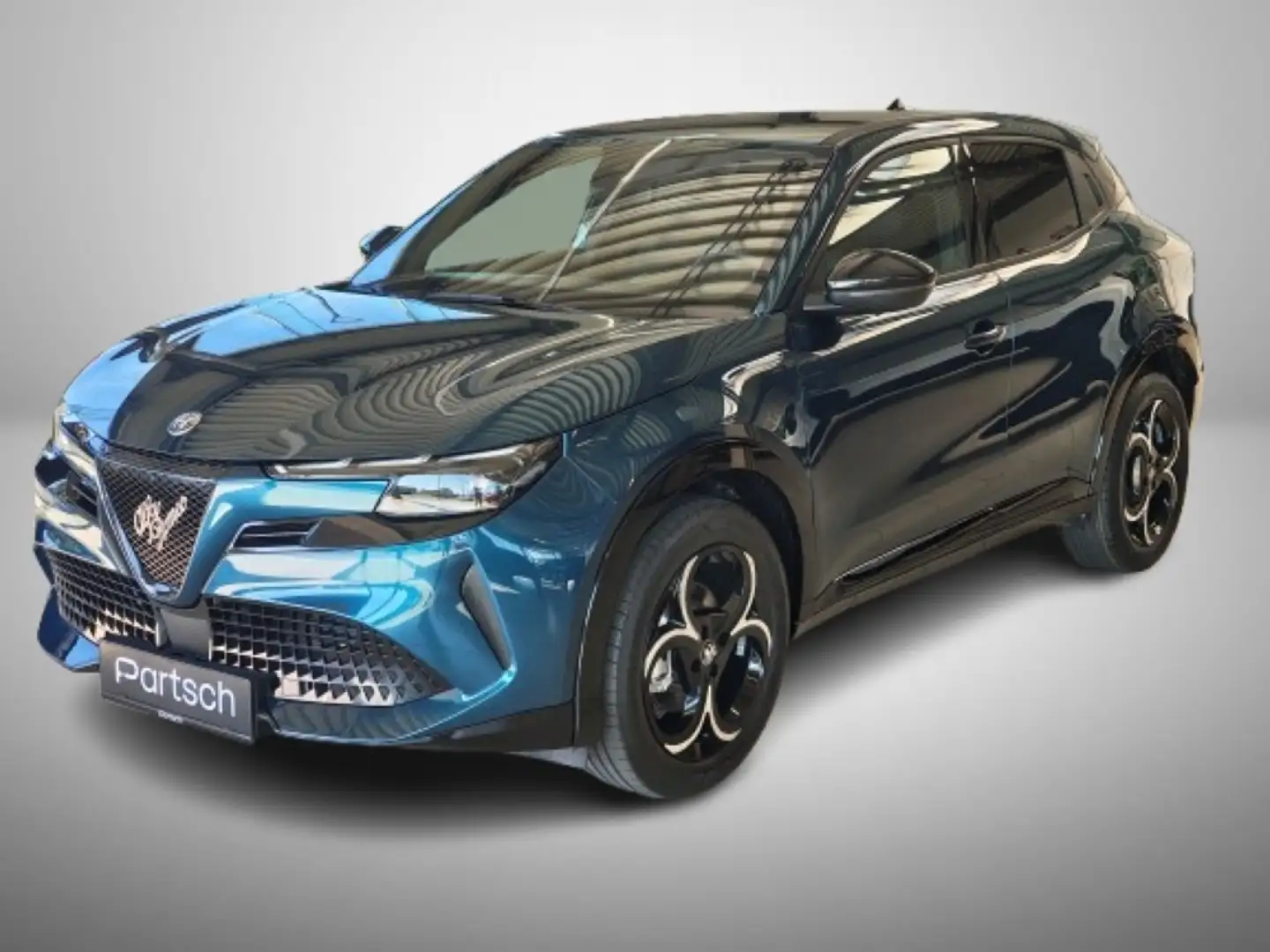 Alfa Romeo Junior Ibrida Core 1.2 e-DCT6 Mild-Hybrid - 1