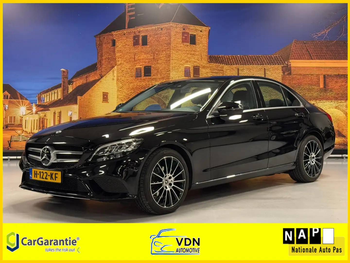 Mercedes-Benz C 180 Premium Automaat LED Camera Zwart - 1