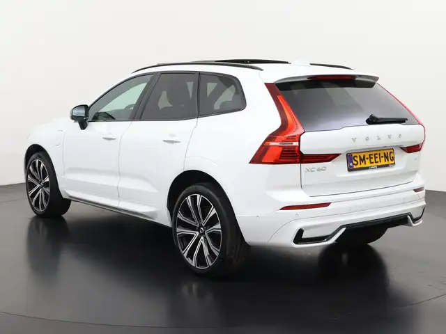 Volvo XC60 view 8