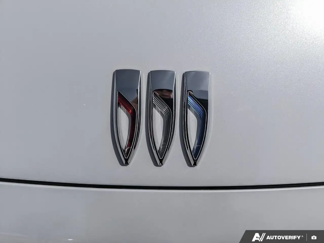 Buick Envision снимка Buick Envision