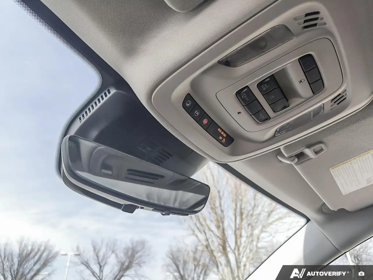 Buick Envision снимка Buick Envision