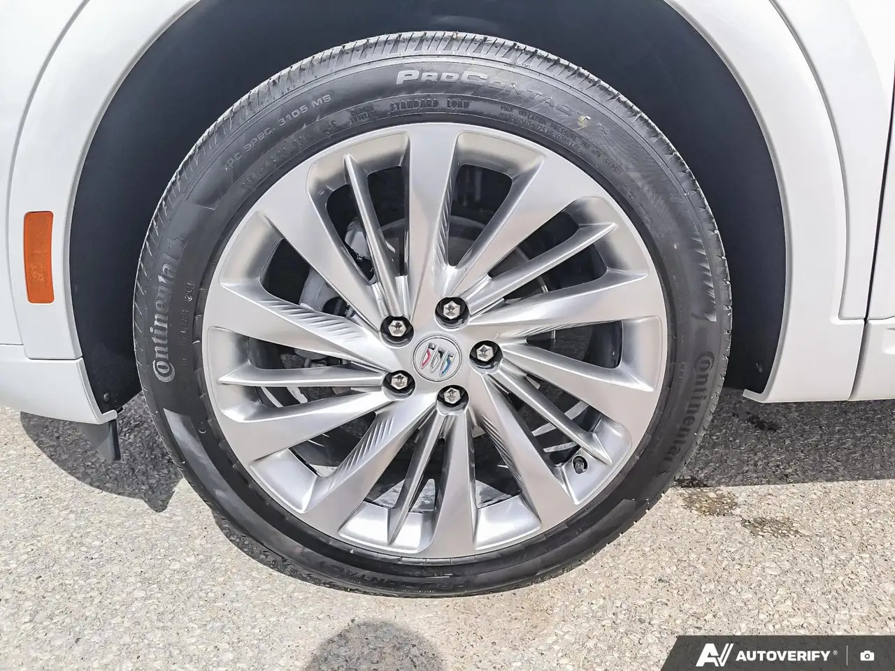 Buick Envision снимка Buick Envision