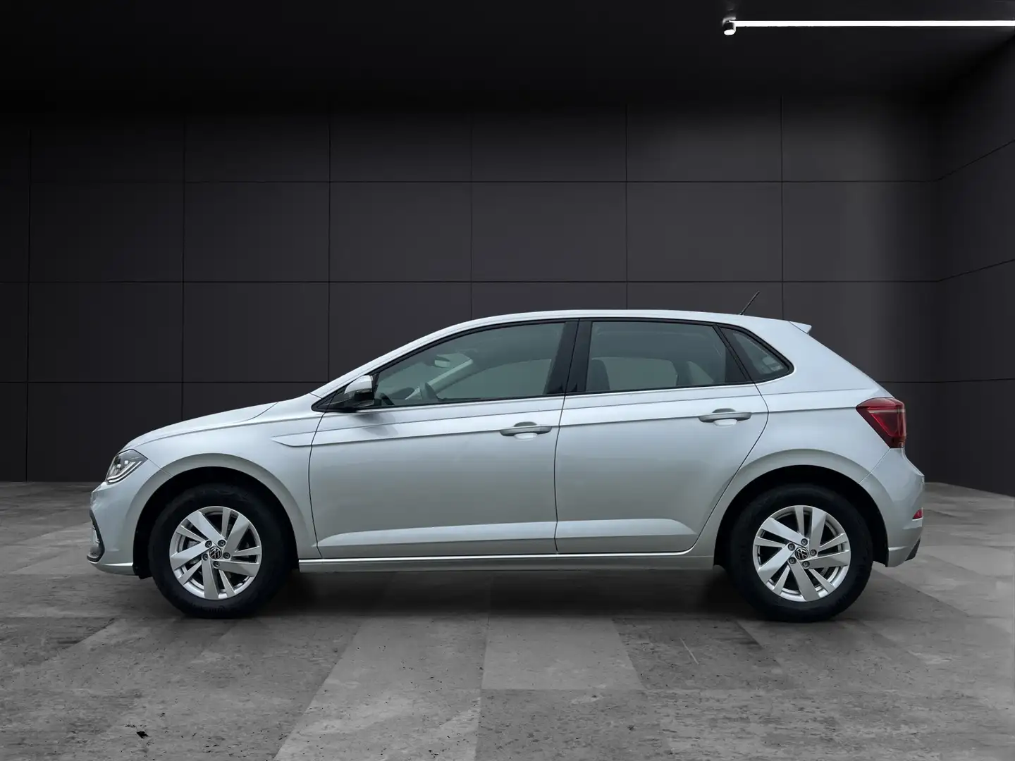 Volkswagen Polo TSI Style DSG Matrix Navi AID ACC PDC SH Silber - 2
