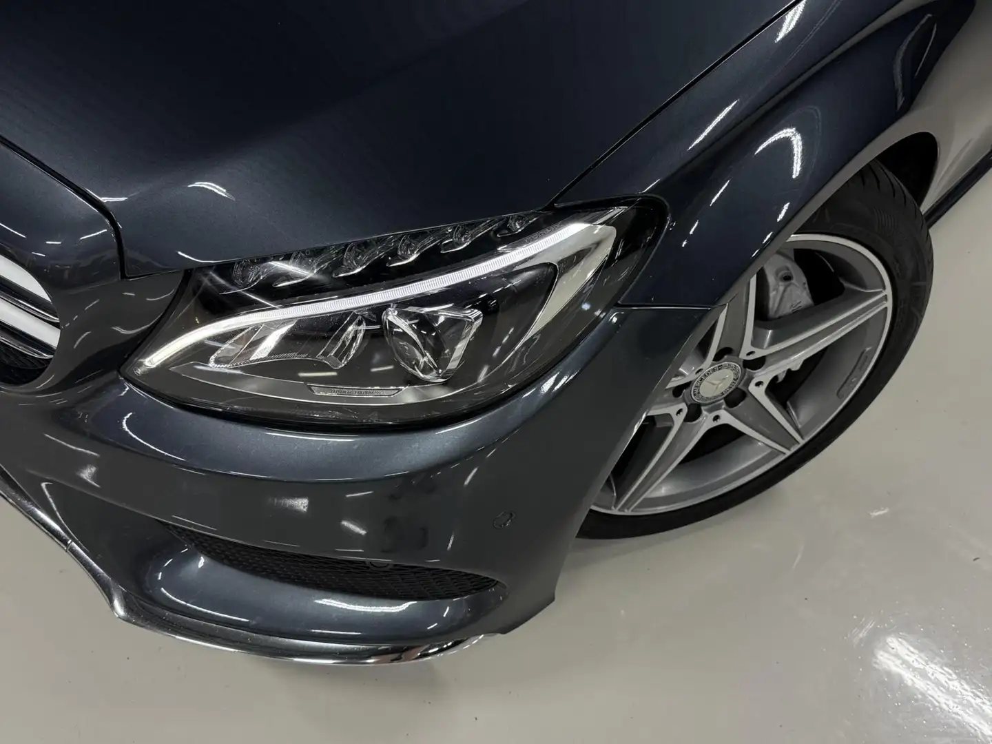 Mercedes-Benz C 180 AMG | Pano | Leder | Navi | CC Grijs - 2