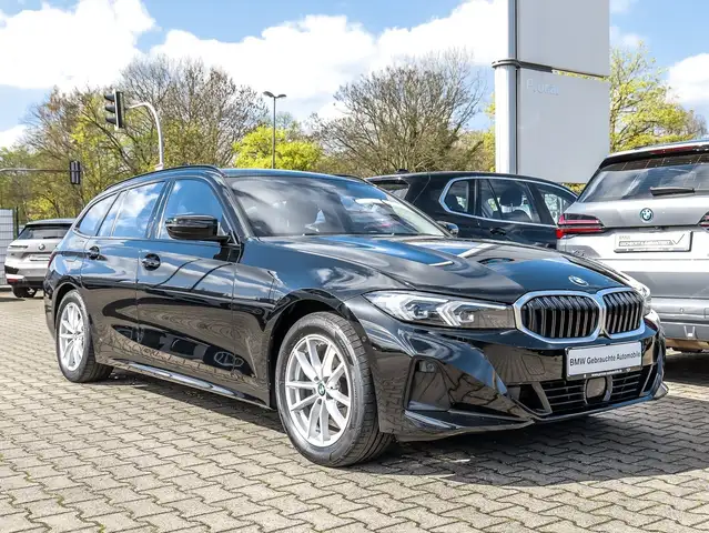 BMW 3 Series view 6