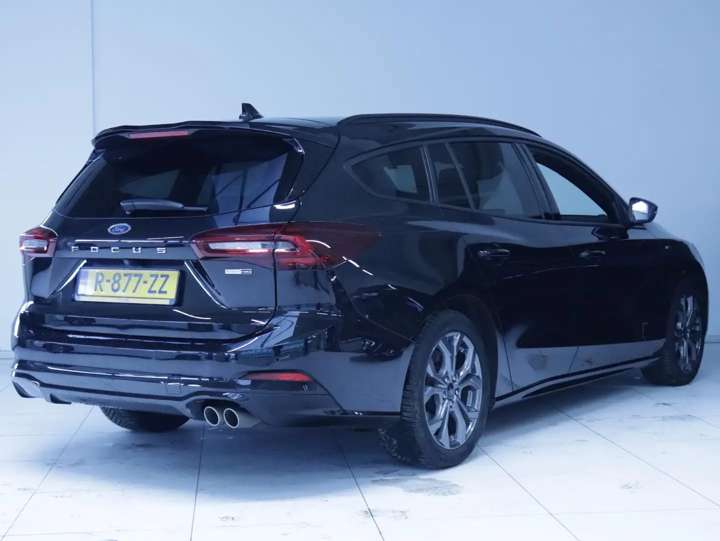 Ford Focus Wagon 1.0 EcoBoost Hybrid ST Line Clima/Navi/Camer Nero - 2