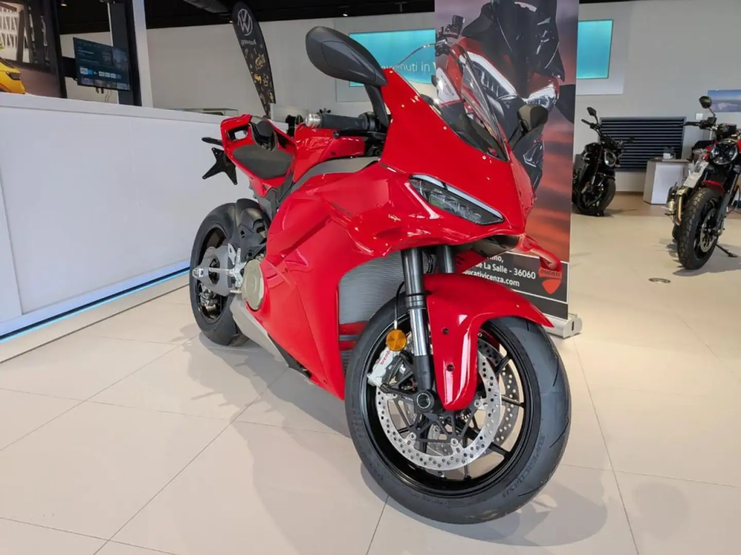 Ducati Panigale V4 RED Rojo - 2