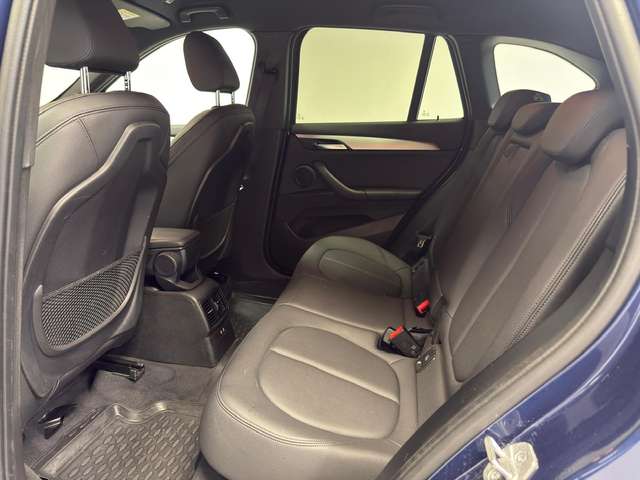 BMW X1 — photo 15