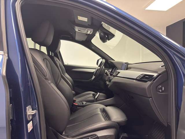 BMW X1 — photo 12