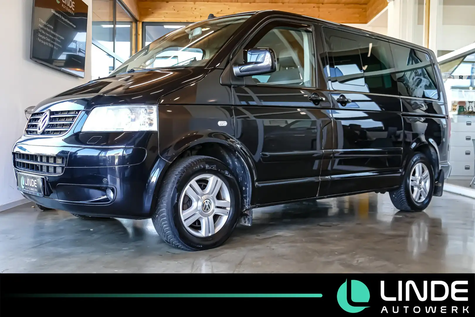 Volkswagen T5 Multivan Highline 4Motion |LEDER|NAVI|PDC|AHK Czarny - 1