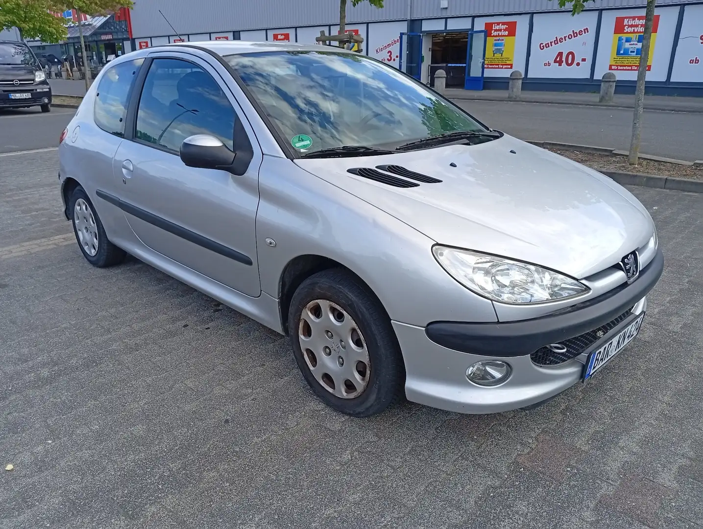 Peugeot 206 206+ 75 mit TÜV bis 3/28 - 1