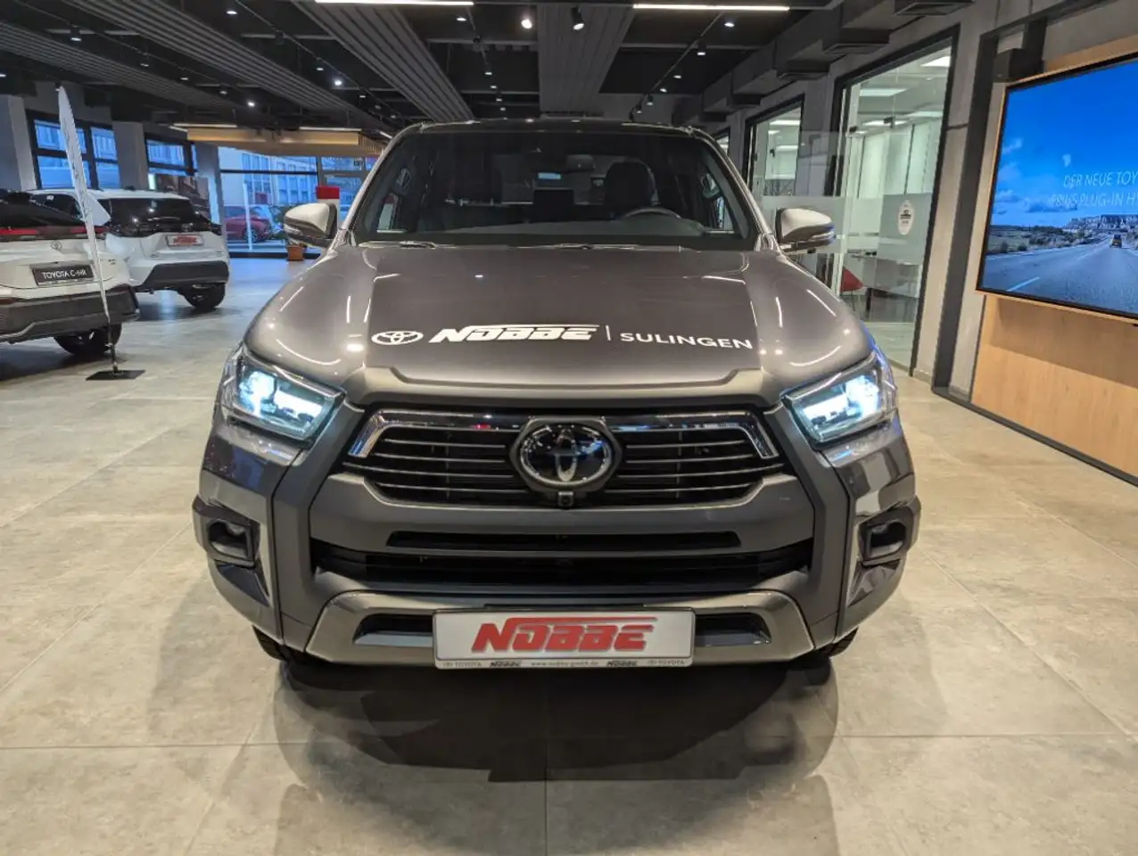 Toyota Hilux 4x4 Double Cab Autm. Invincible (AN1P) 4