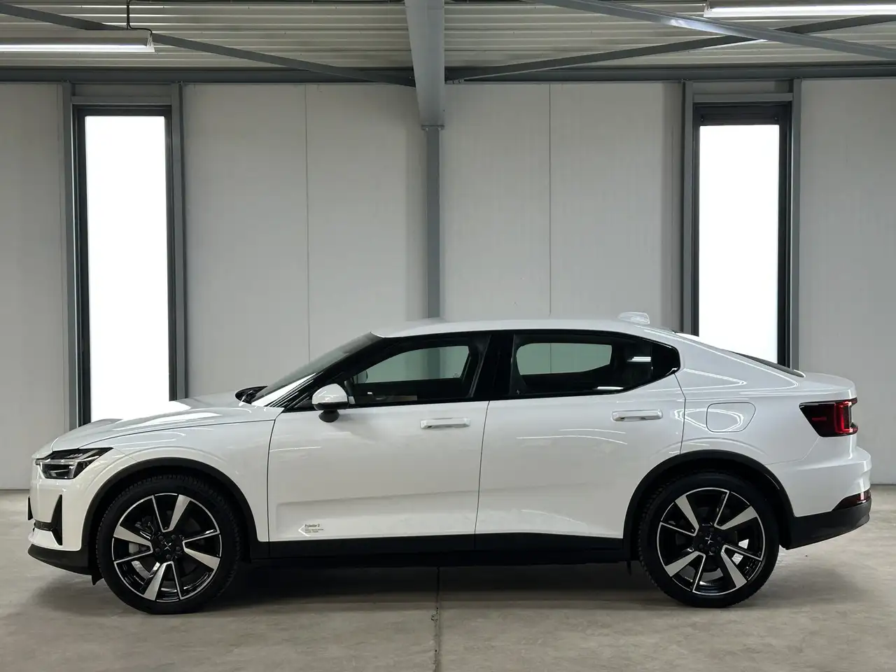 Polestar 2 2023
