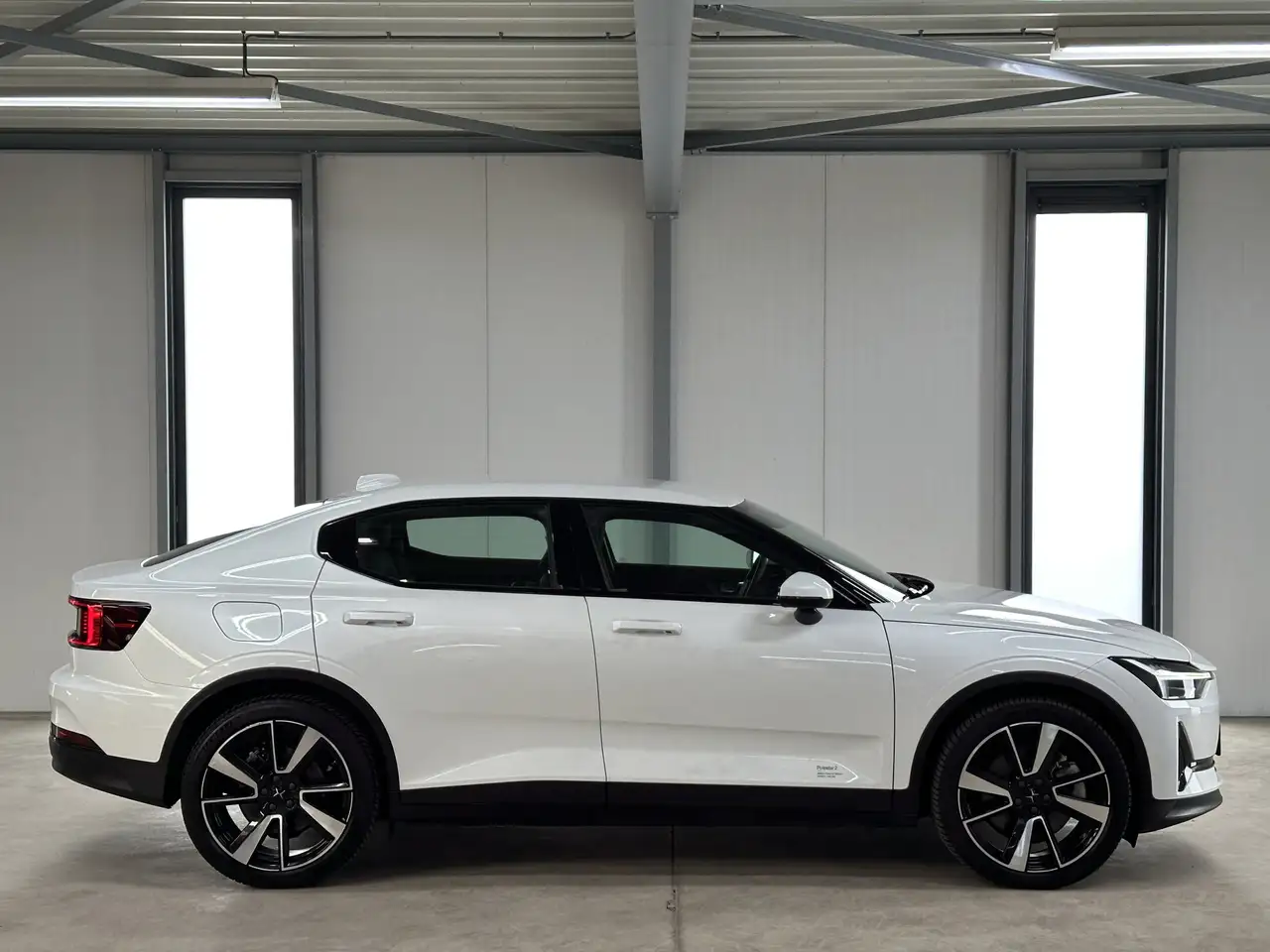 Polestar 2 2023