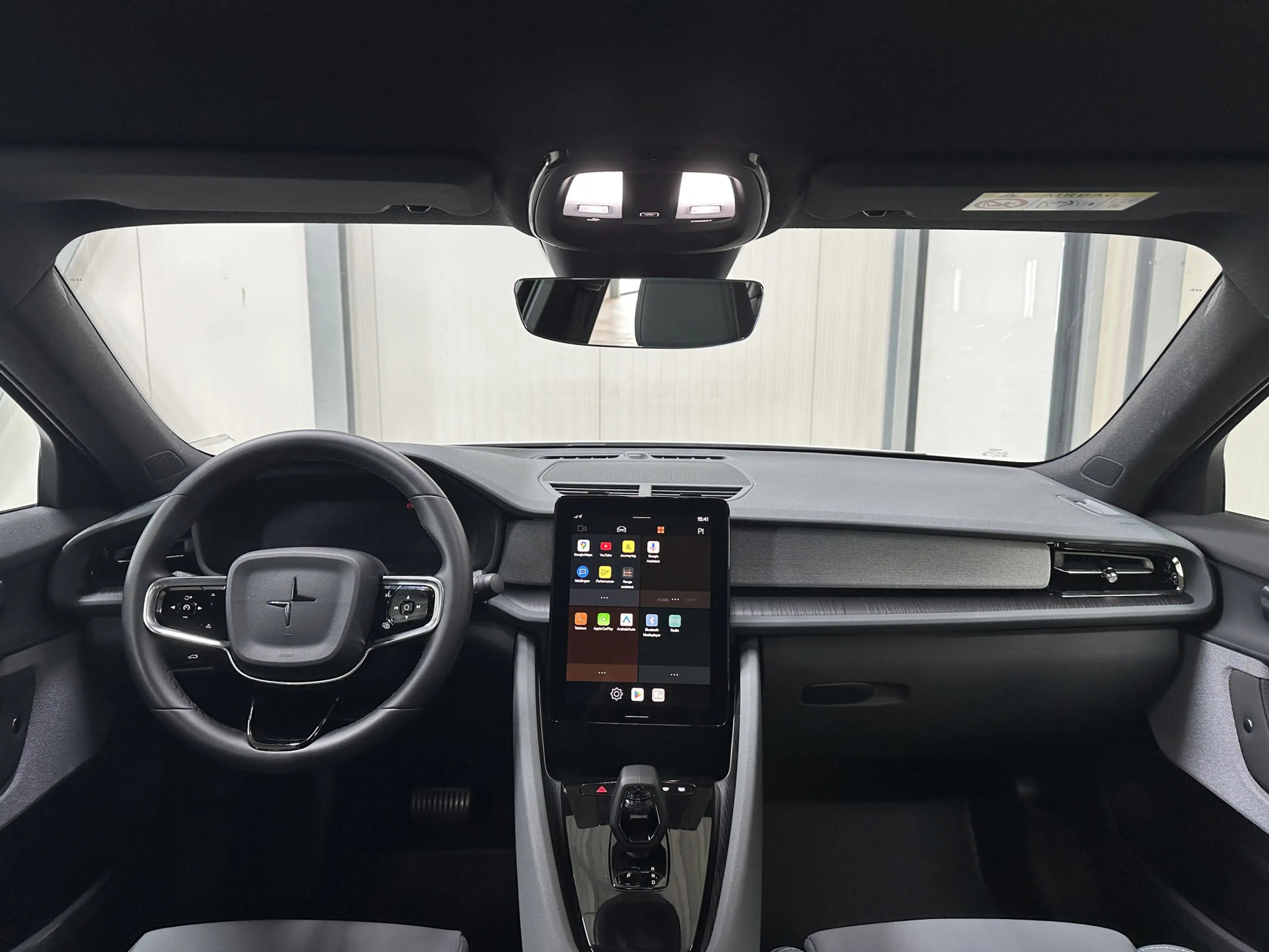 Polestar 2 Standard Range Single Motor 63kWh — photo 6