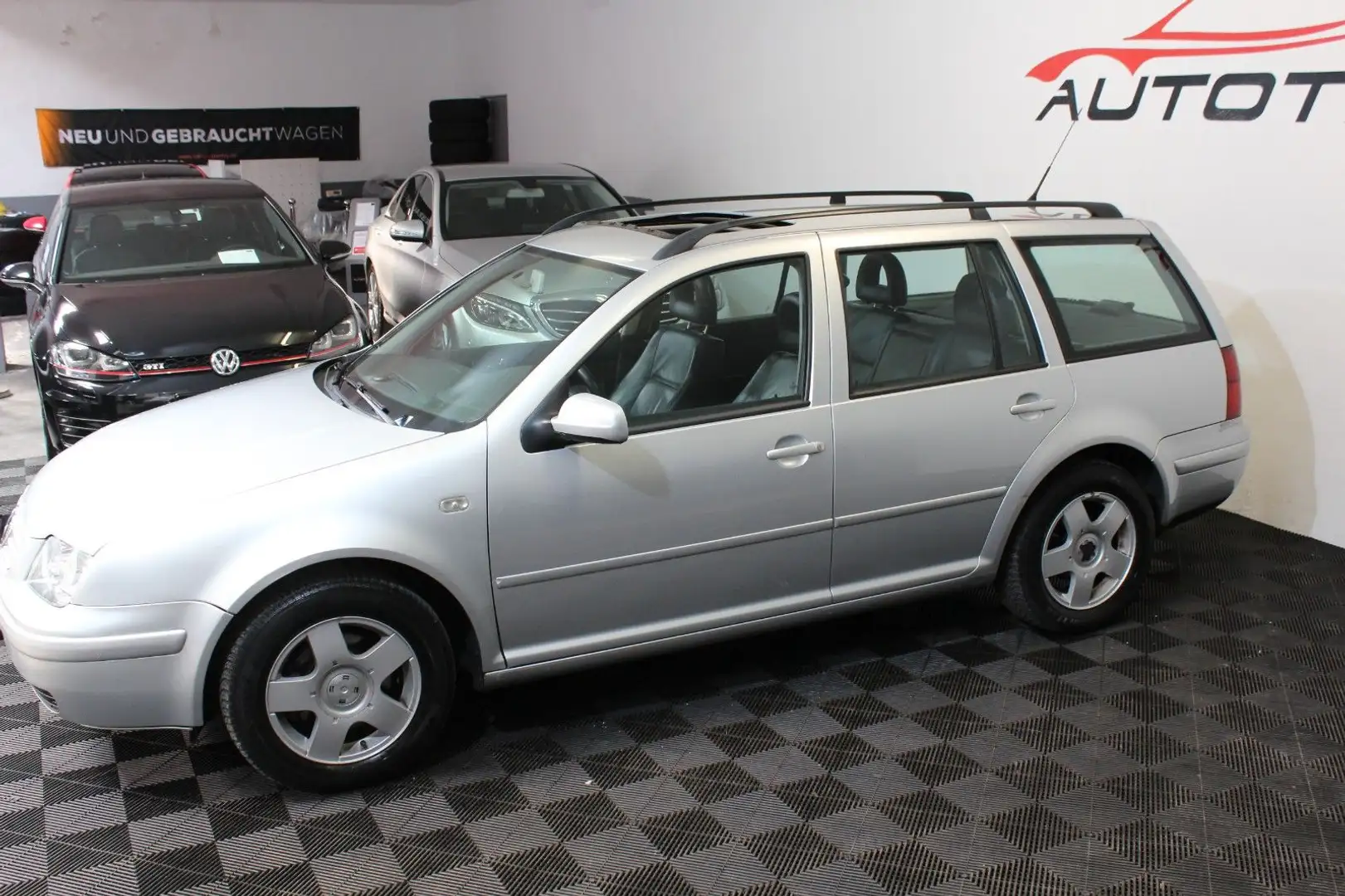Volkswagen Bora 2.0 Highline Variant*Automatik*Leder*AHK* Silber - 2