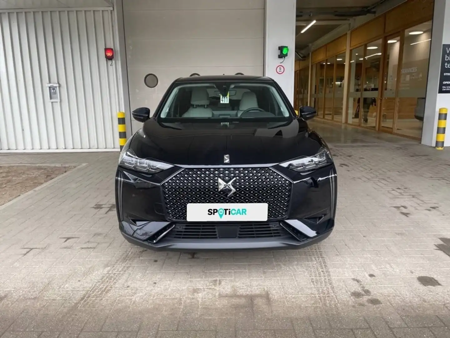 DS Automobiles DS 3 PureTech 130 Automatic Esprit de Voyage Noir - 2