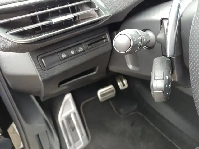 Peugeot 3008 view 8