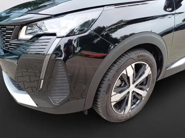 Peugeot 3008 view 11