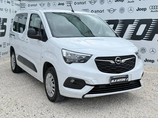 Opel Combo Life in vendita da Baja Motors 2