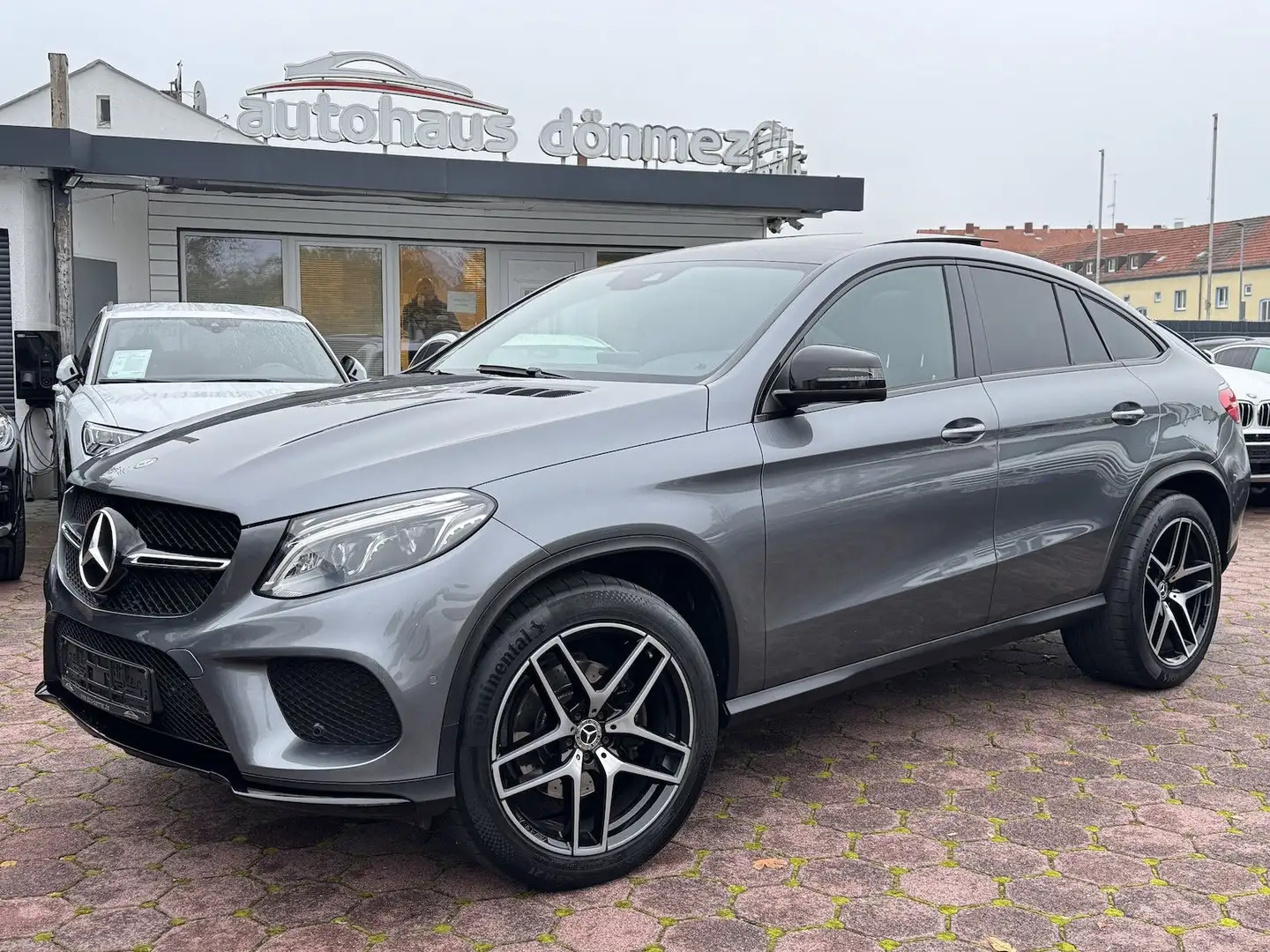 Mercedes-Benz GLE 350 d coupe 4M AMG Line PANO 360° AHK MEMO Gris - 1
