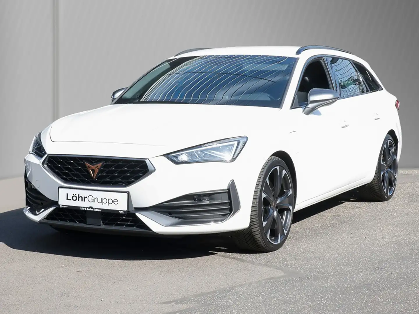 CUPRA Leon ST 1.4 TSI DSG e-Hybrid VZ Navi/LED/SHZ Weiß - 2