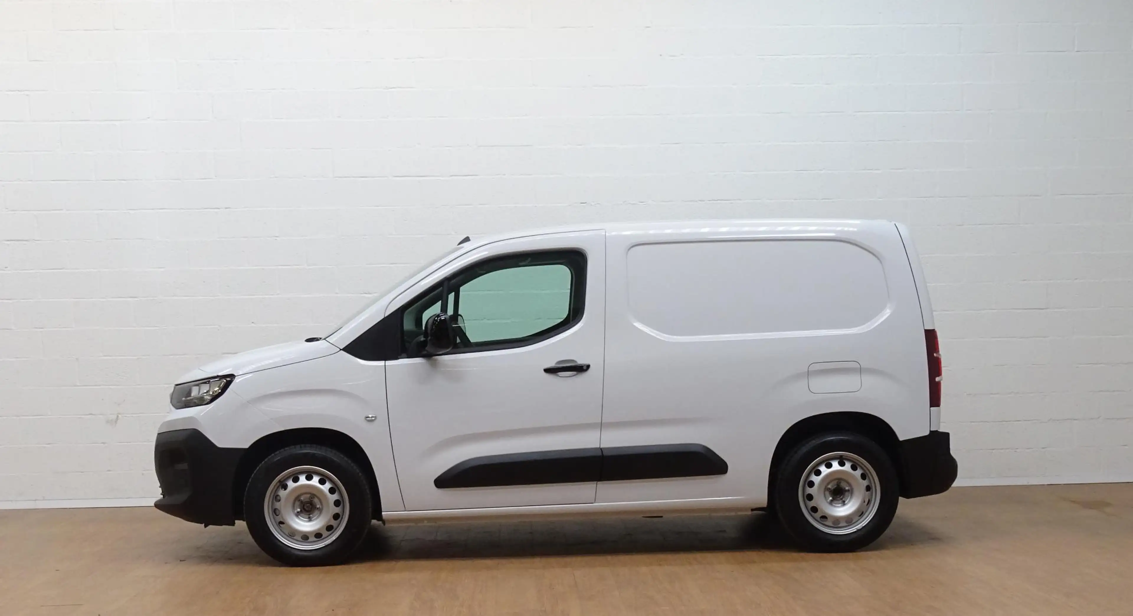 Citroen Berlingo M Light 1.5 BHDi 130 EAT8 — photo 8