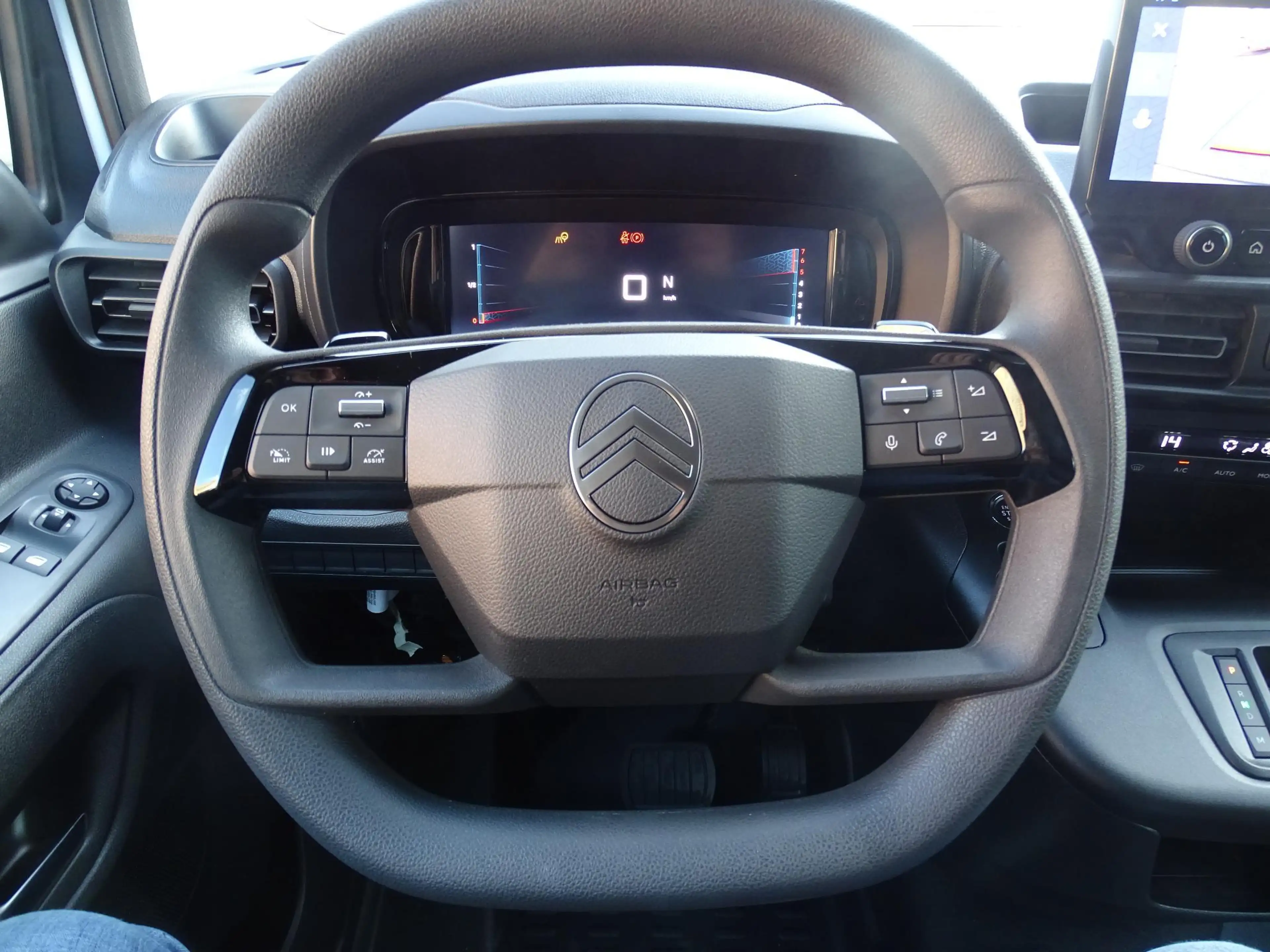 Citroen Berlingo M Light 1.5 BHDi 130 EAT8 — photo 15
