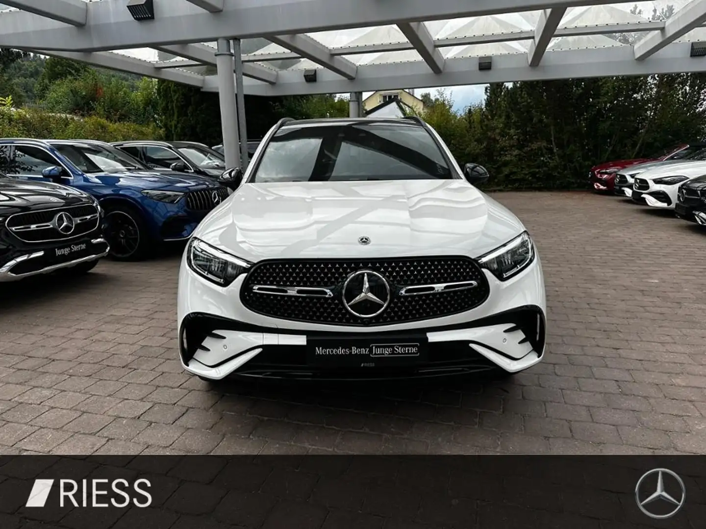 Mercedes-Benz GLC 220 d 4M AMG Sport Night Distr AHK Pano 360 Bianco - 2