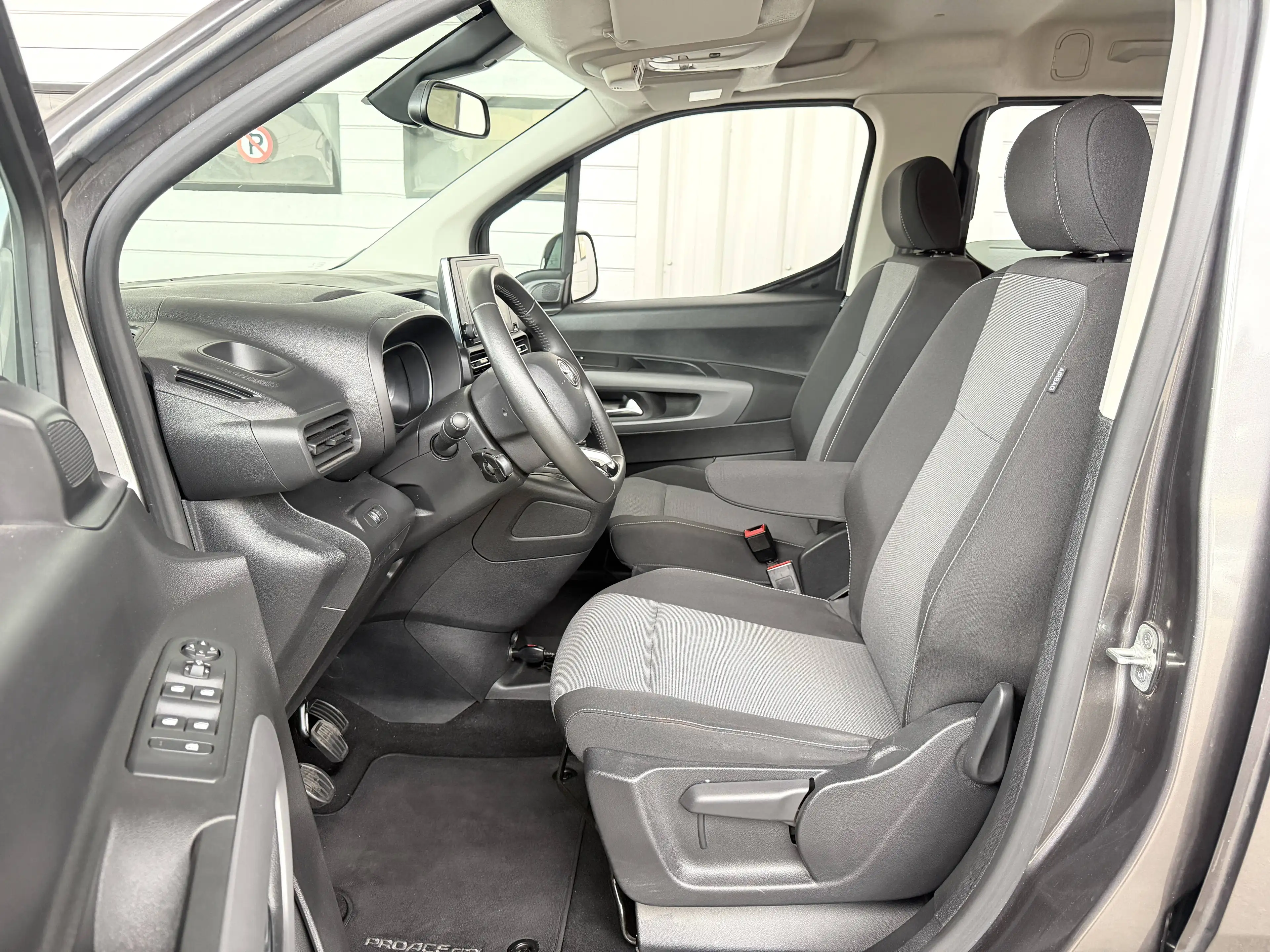 Toyota Proace City 1.2/Benzine/Carplay/Camera/Airco/Euro6d/5Jaar Garantie — photo 11