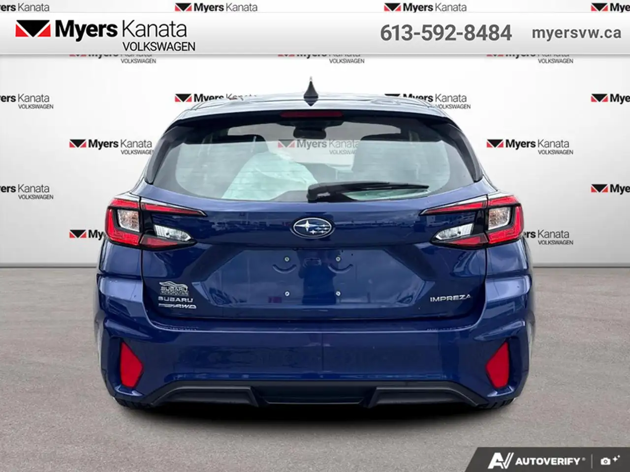 Subaru Impreza снимка Subaru Impreza