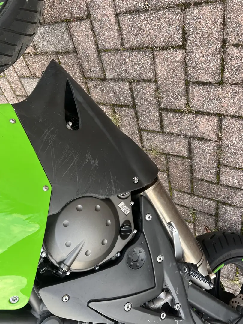 Kawasaki ER - 6 F - 2