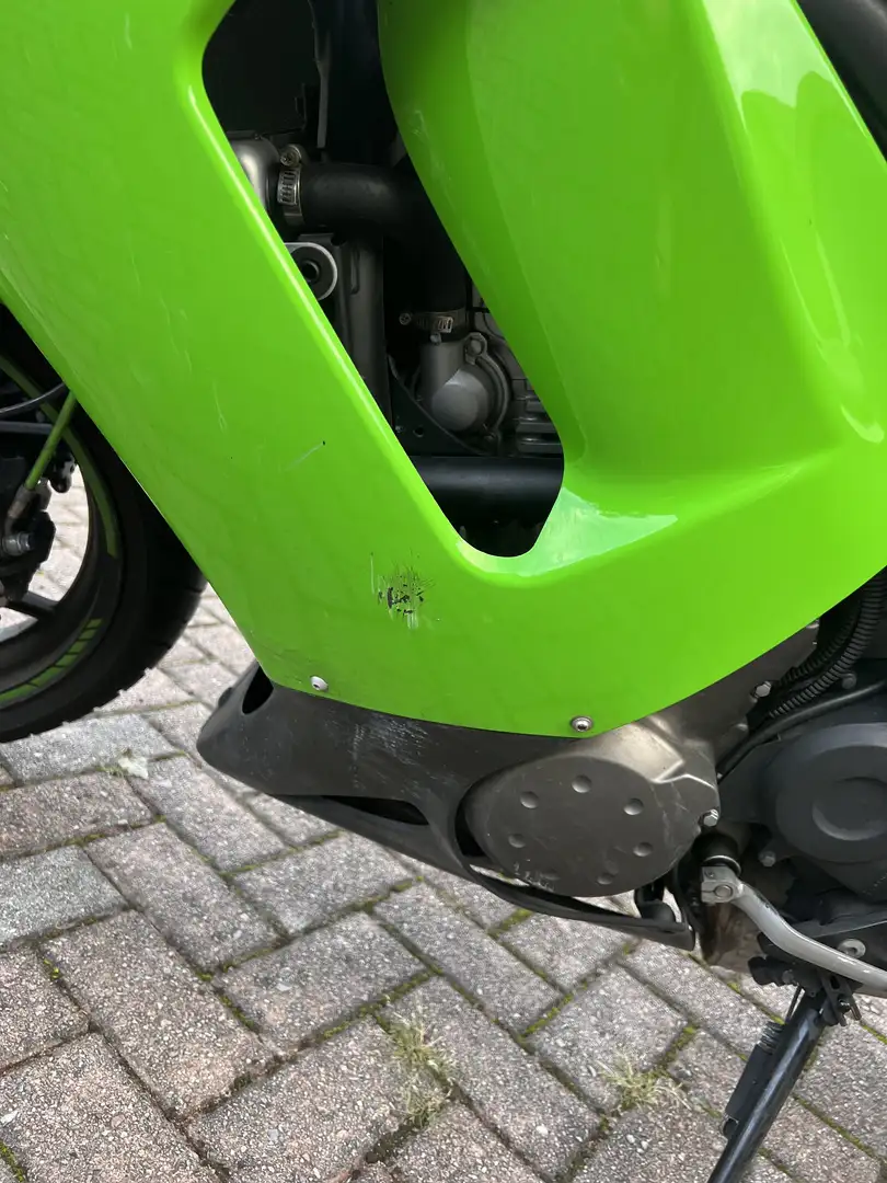 Kawasaki ER - 6 F - 1