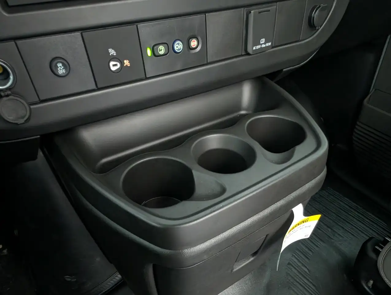 GMC Savana снимка GMC Savana