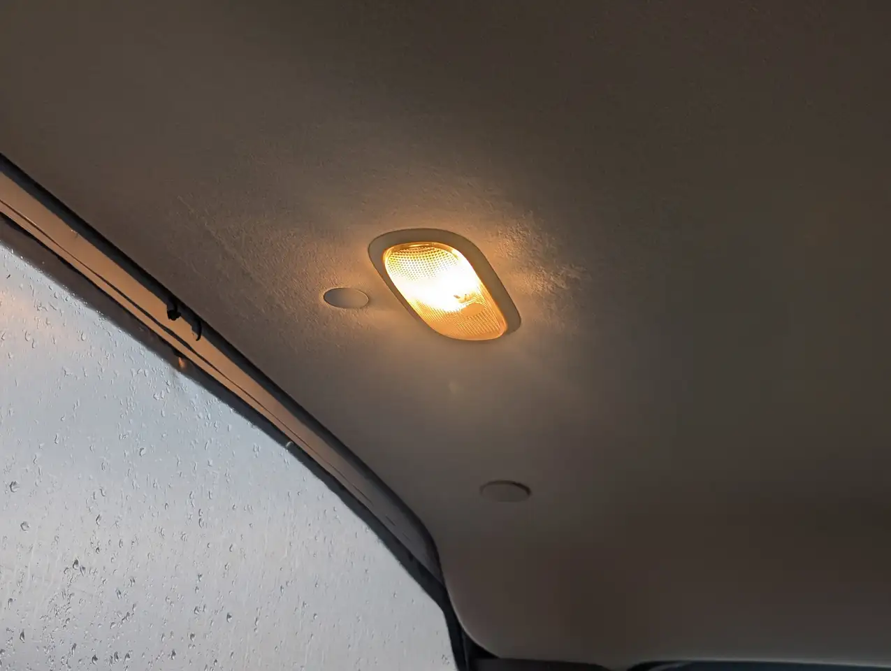 GMC Savana снимка GMC Savana