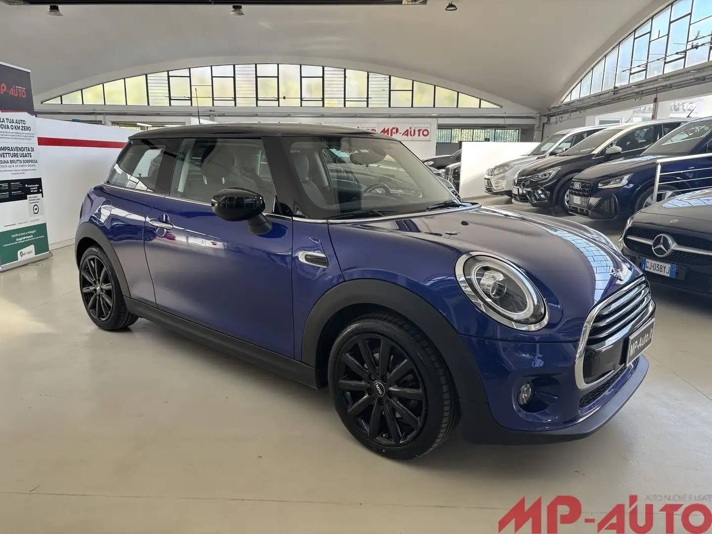 MINI Cooper Mini 1.5 Cooper Boost AUTOMATICA SOLO 35000 KM Blu/Azzurro - 2