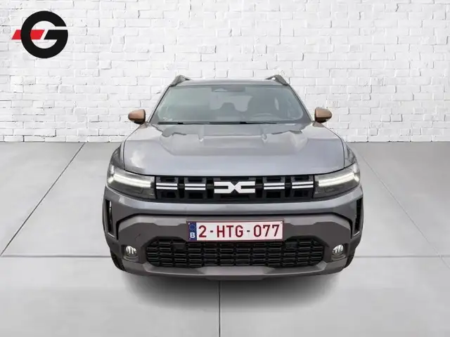 Dacia Duster view 2