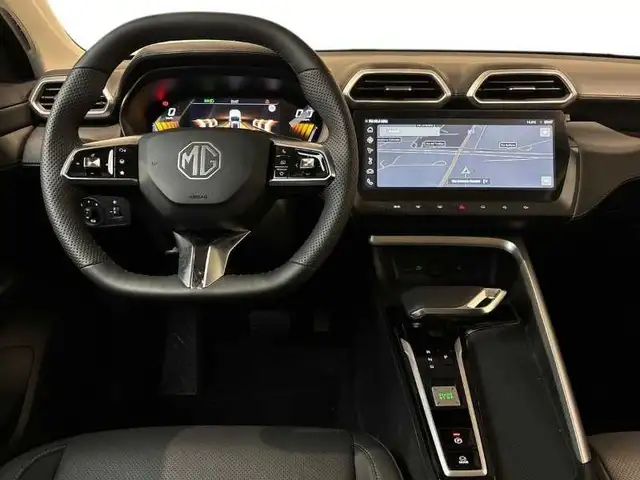 MG ZS view 14