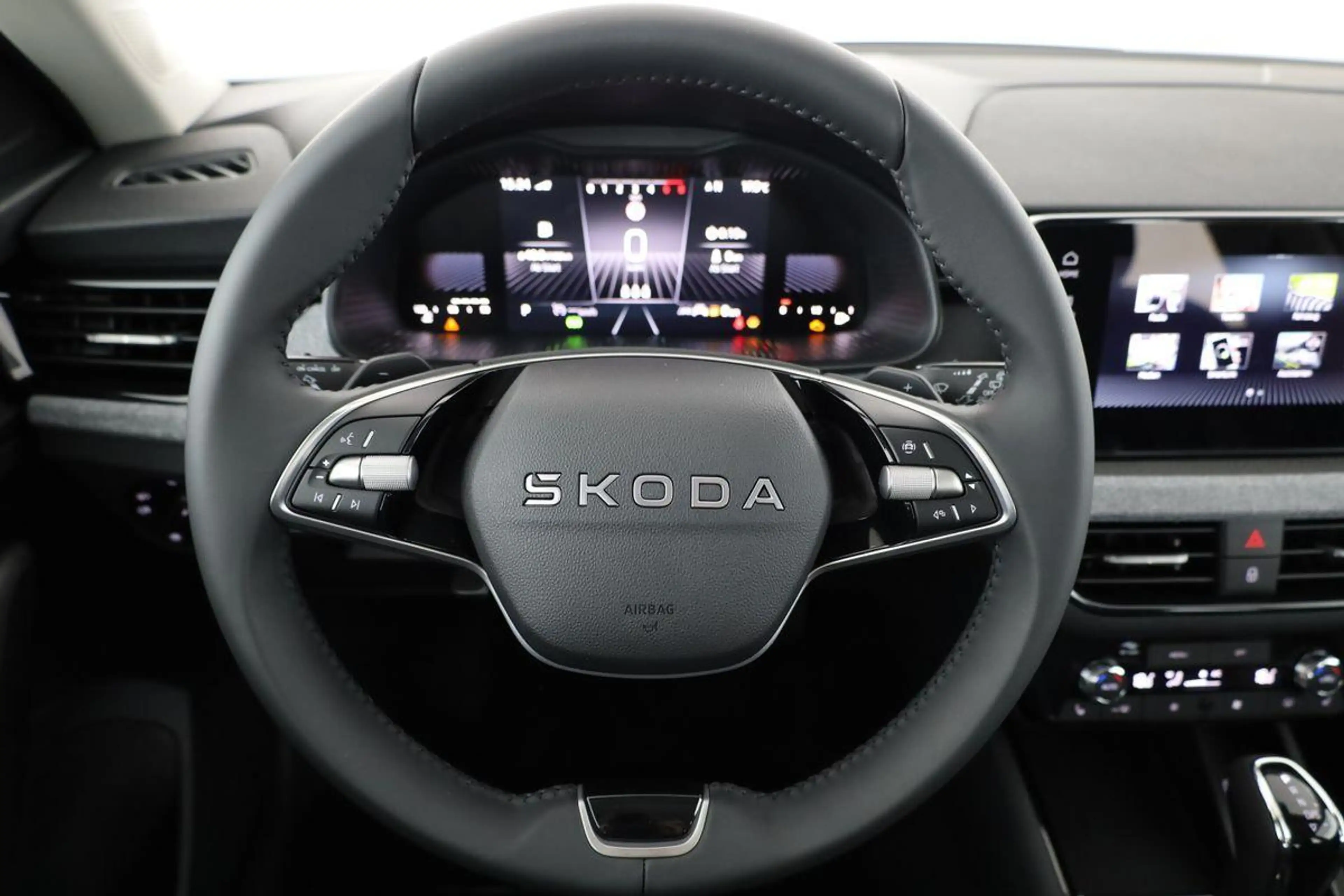 Skoda Kamiq Selection 1.0 TSI DSG Selection, AHK, LED, Kame... — photo 5