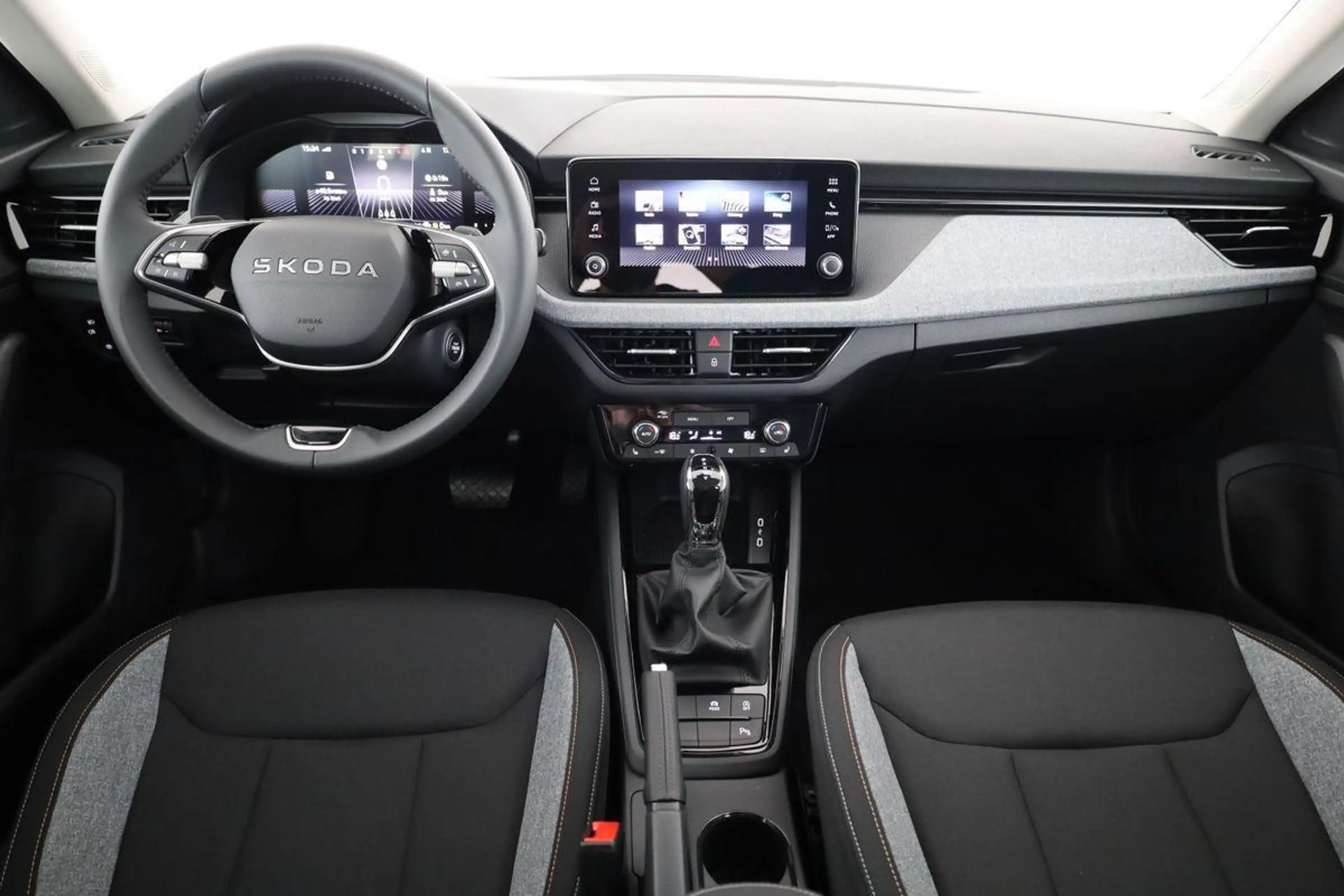Skoda Kamiq Selection 1.0 TSI DSG Selection, AHK, LED, Kame... — photo 4