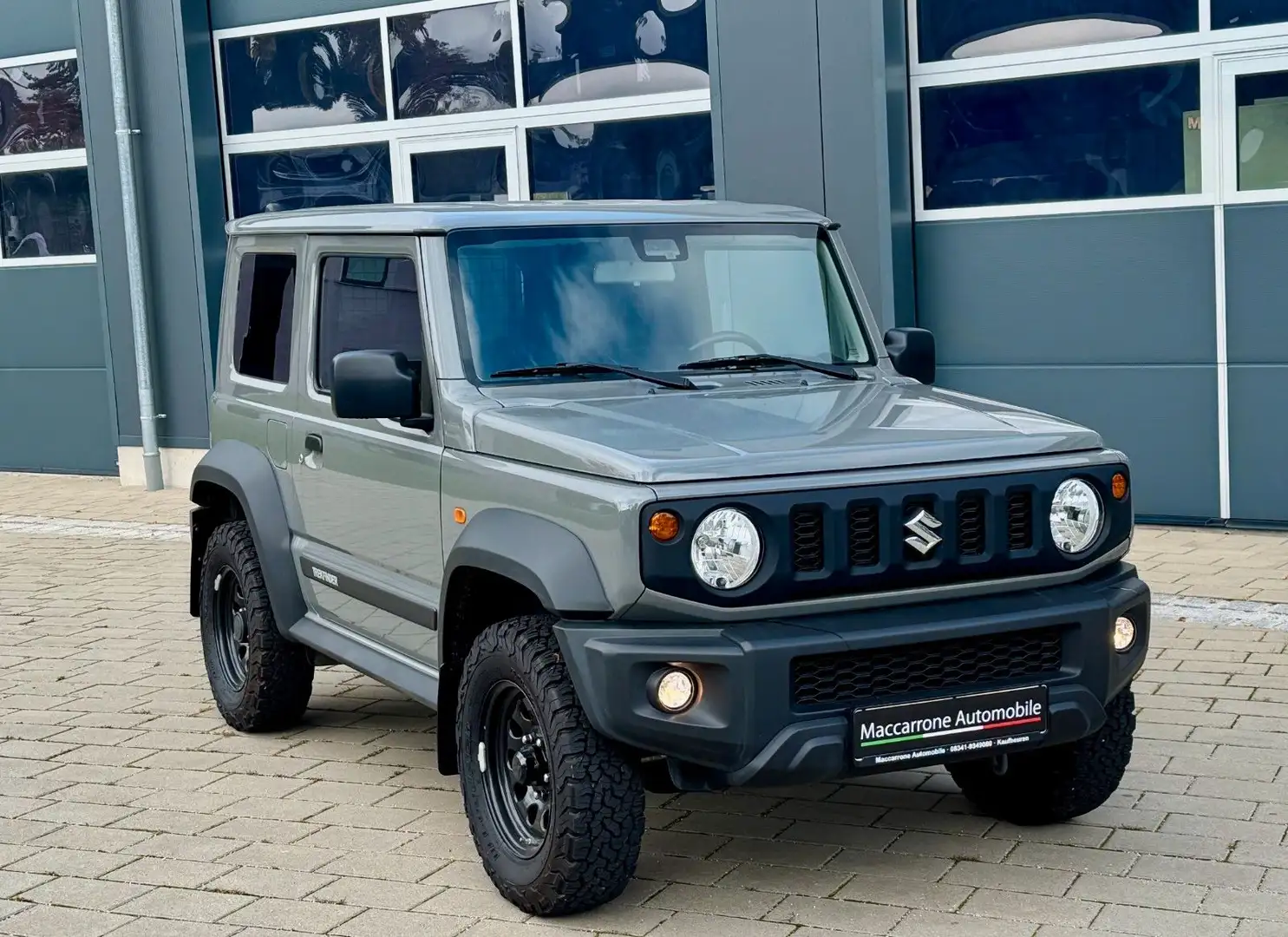 Suzuki Jimny 1.5*Kamera*Apple Car*Android*215/75R15*AHK Grau - 1