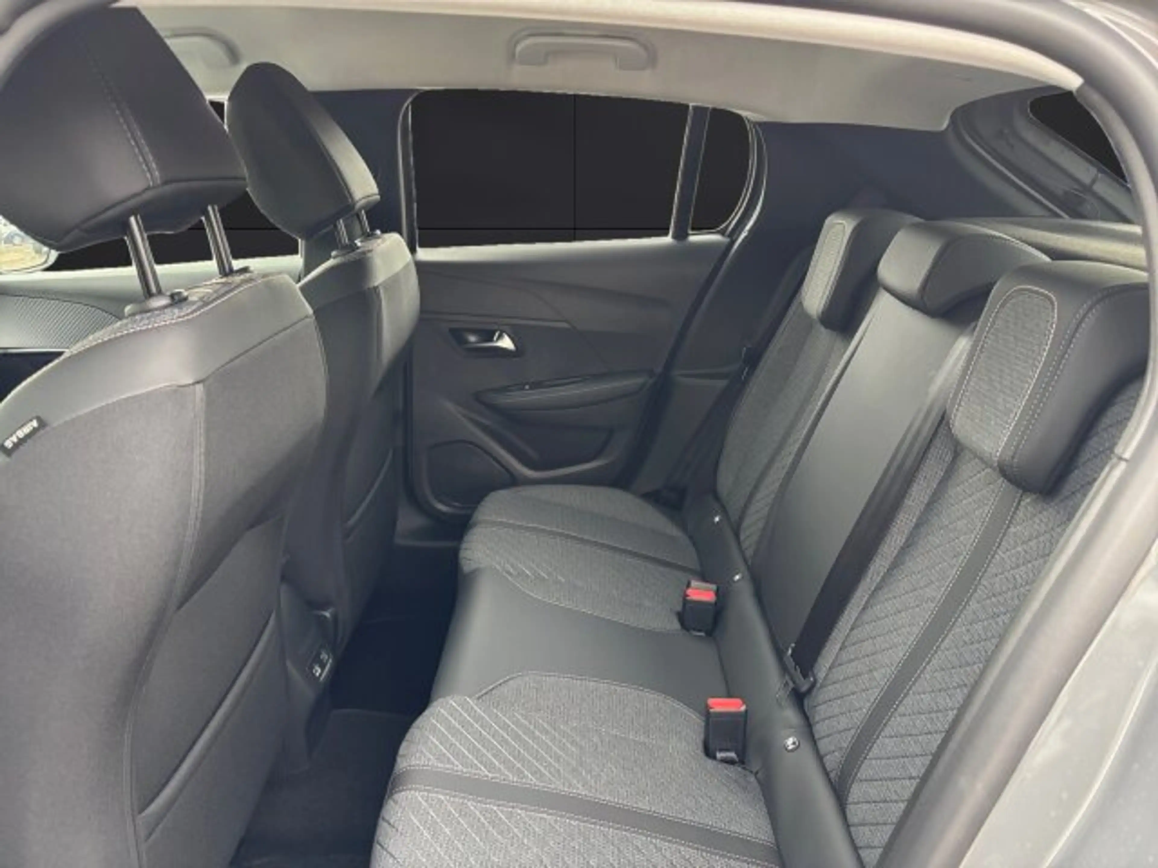 Peugeot 208 208 Allure 100 +360°Kamera+Navigation+ — photo 16