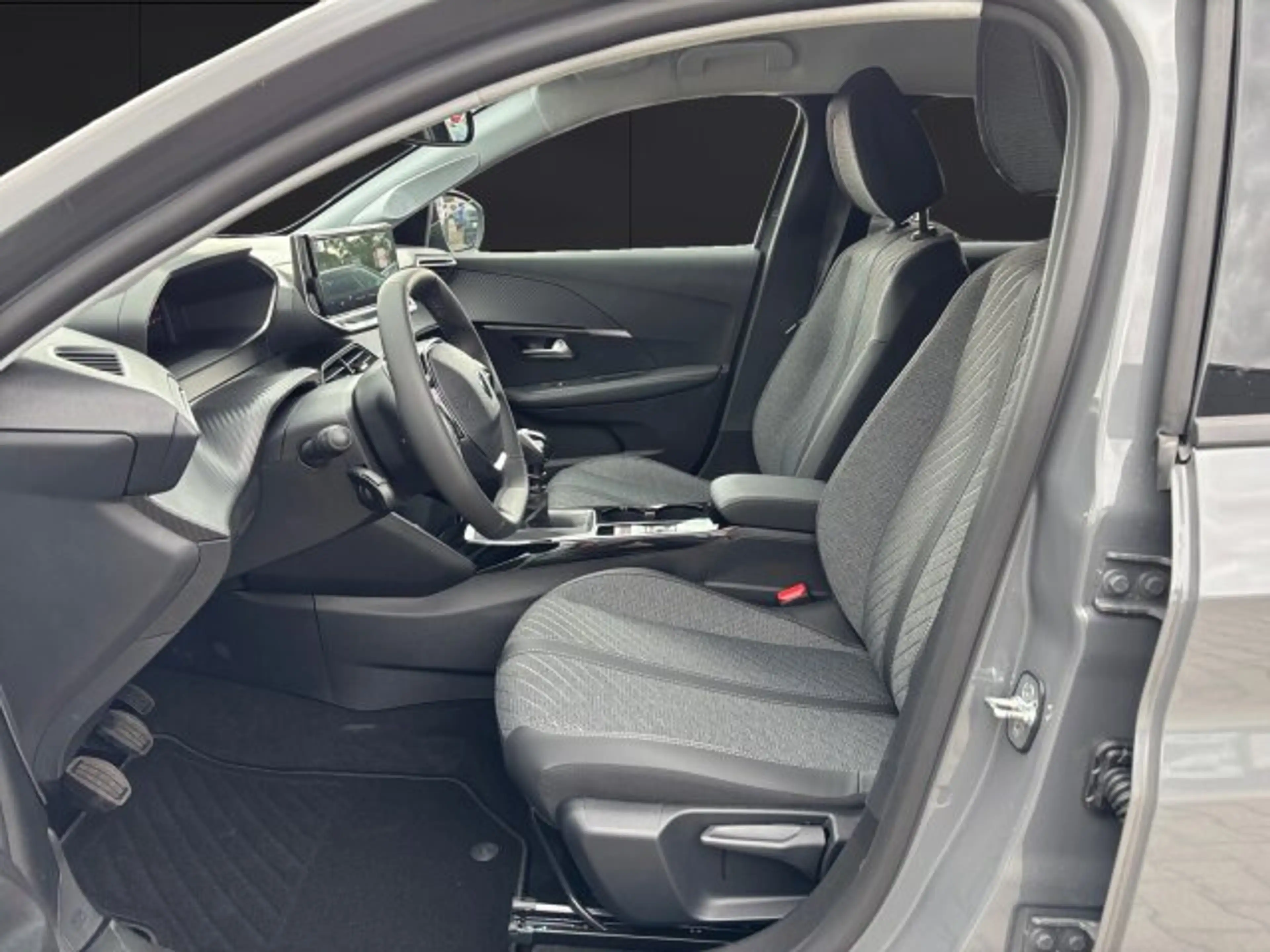 Peugeot 208 208 Allure 100 +360°Kamera+Navigation+ — photo 8