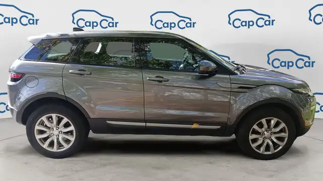 Land Rover Range Rover Evoque view 4