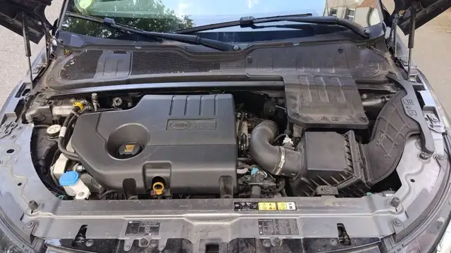 Land Rover Range Rover Evoque view 15